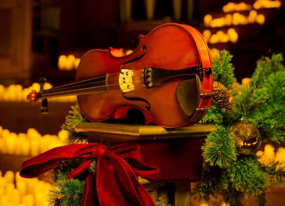 Candlelight: Christmas Classics