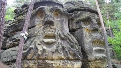Devils, Caves & Castles: A Hiking Day Trip to Želízy