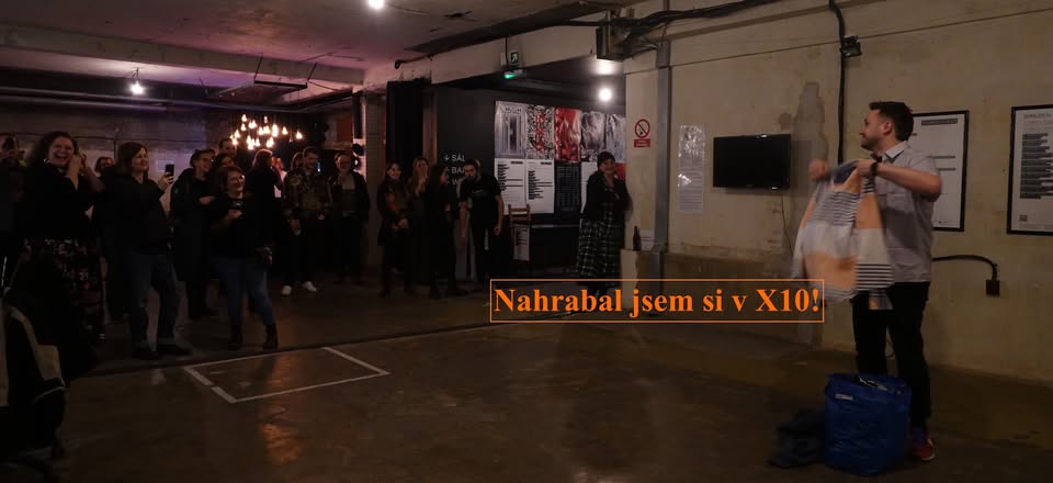 Novoroční hrabárna v X1O 👗👚👖👕