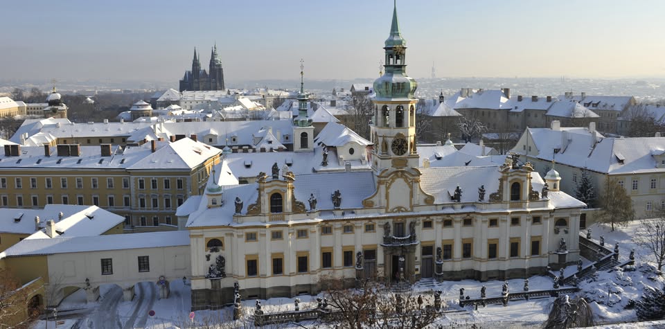 LEDOVÁ PRAHA V LORETĚ