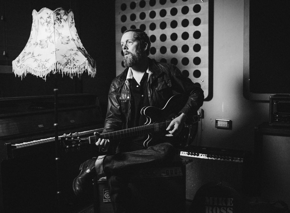Mike Ross Band (UK) @Mulligens