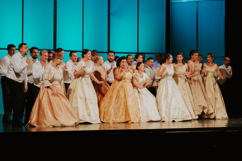 Koncert - Slávne operné zbory