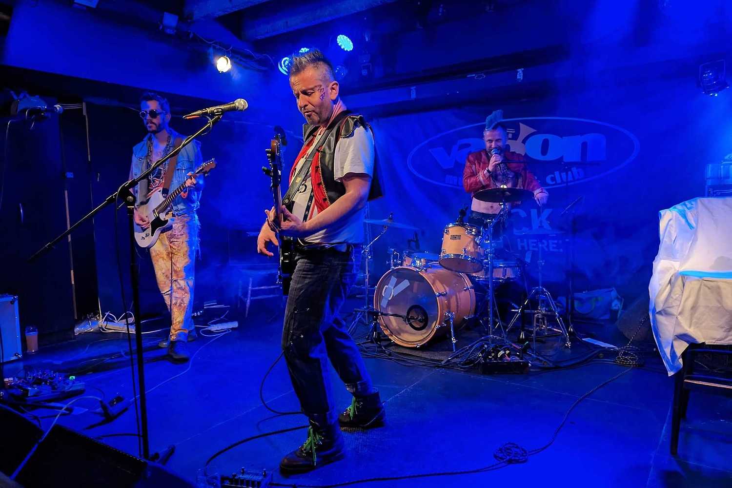 Vydrapená Bužírka Punk System + Bazzookas + B-Complex