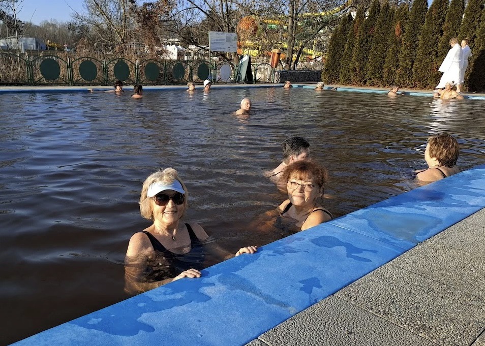 Zámek Hlohovec, termální ráj Nitrava a adventní Nitra 🌟 | pohodový 2denní výlet se Senior Travel
