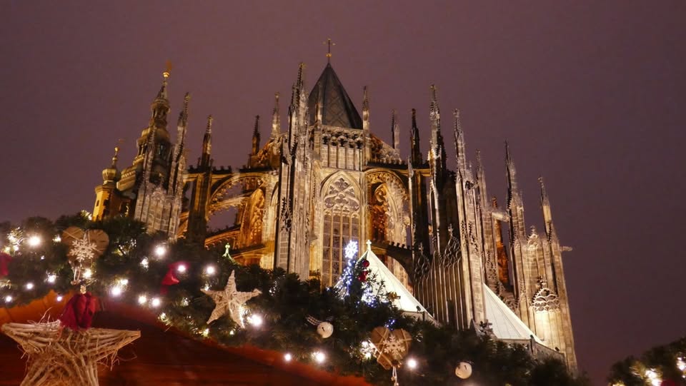 Adventní procházka: Pražský hrad pod rouškou noci