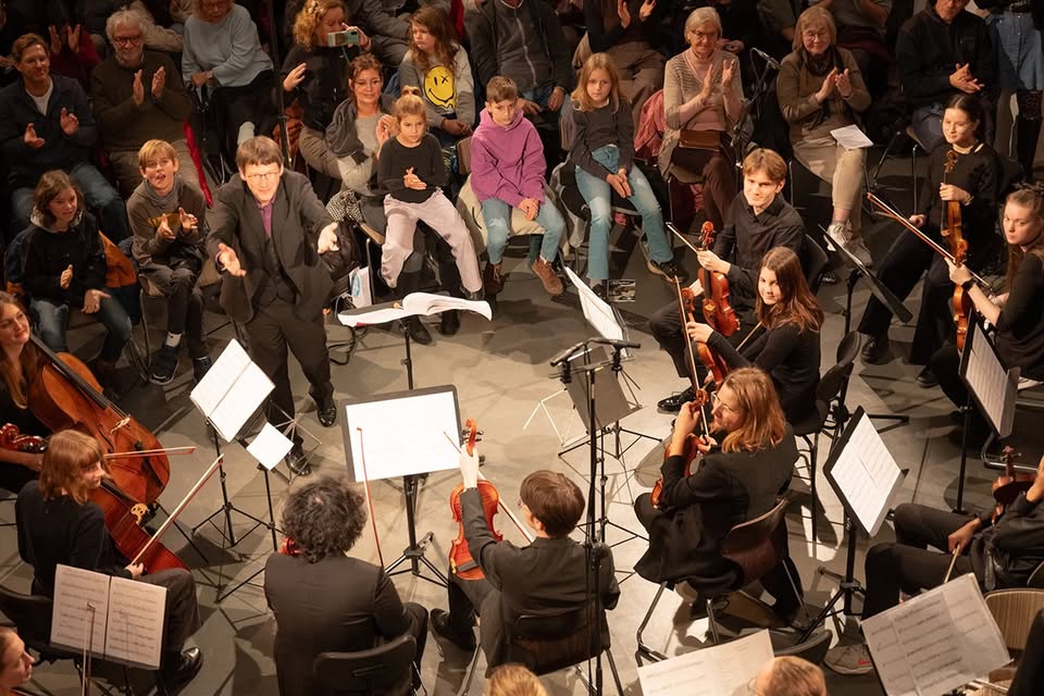 Über Land und Meer | Freie Jugendorchesterschule Berlin