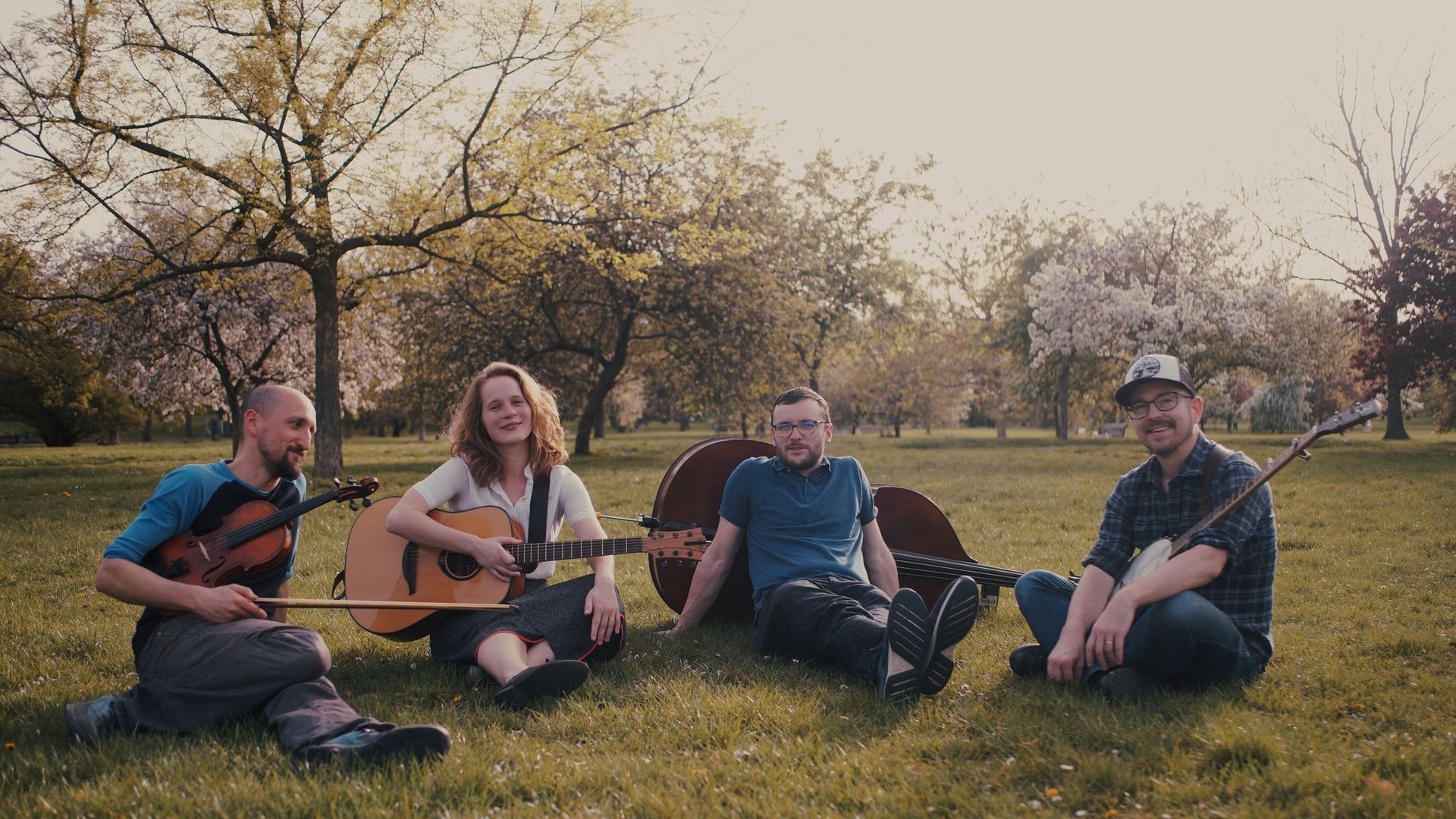 nedělnictvo hudby - Table Mountain String Band