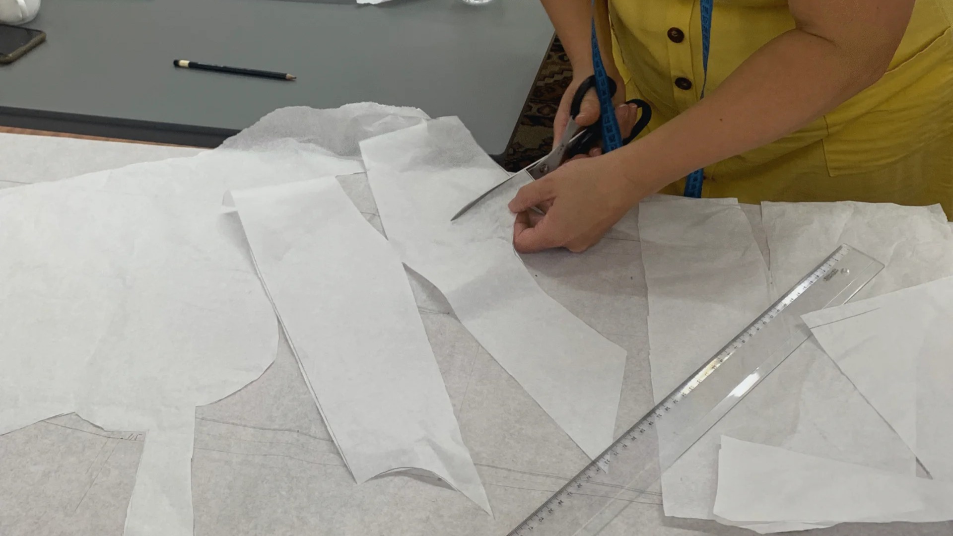 WORKSHOP: Základy odevného strihu