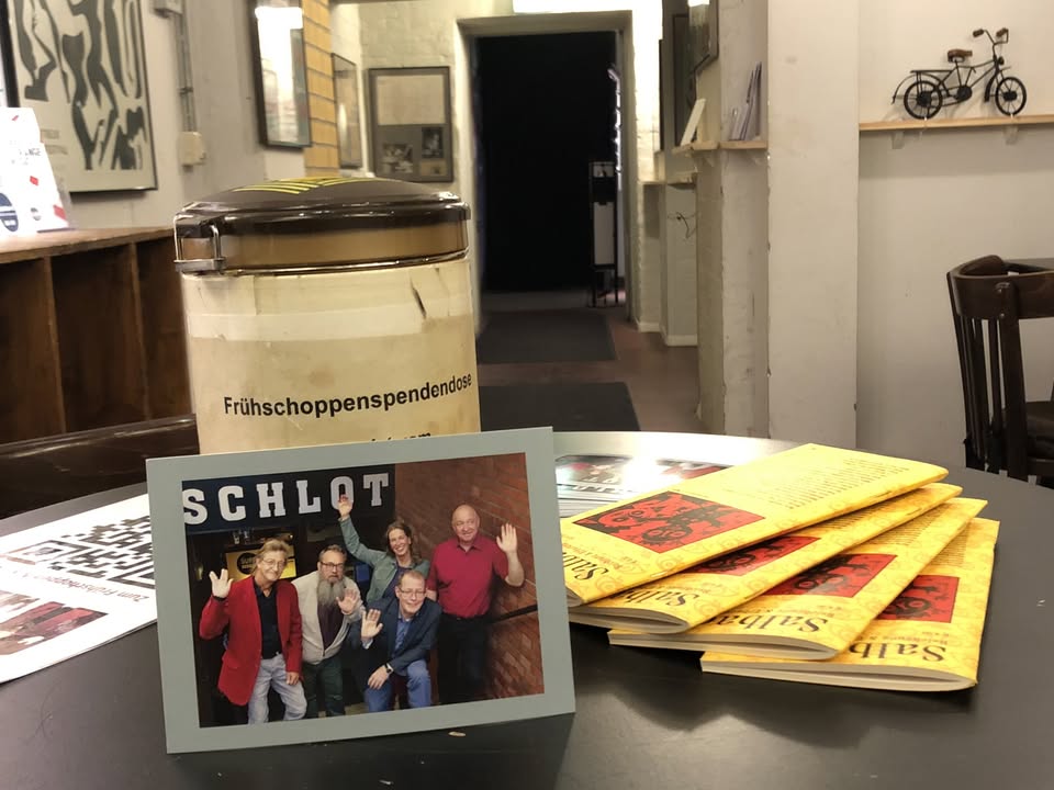 Der Frühschoppen: Mit Schirm, Schal und Marone