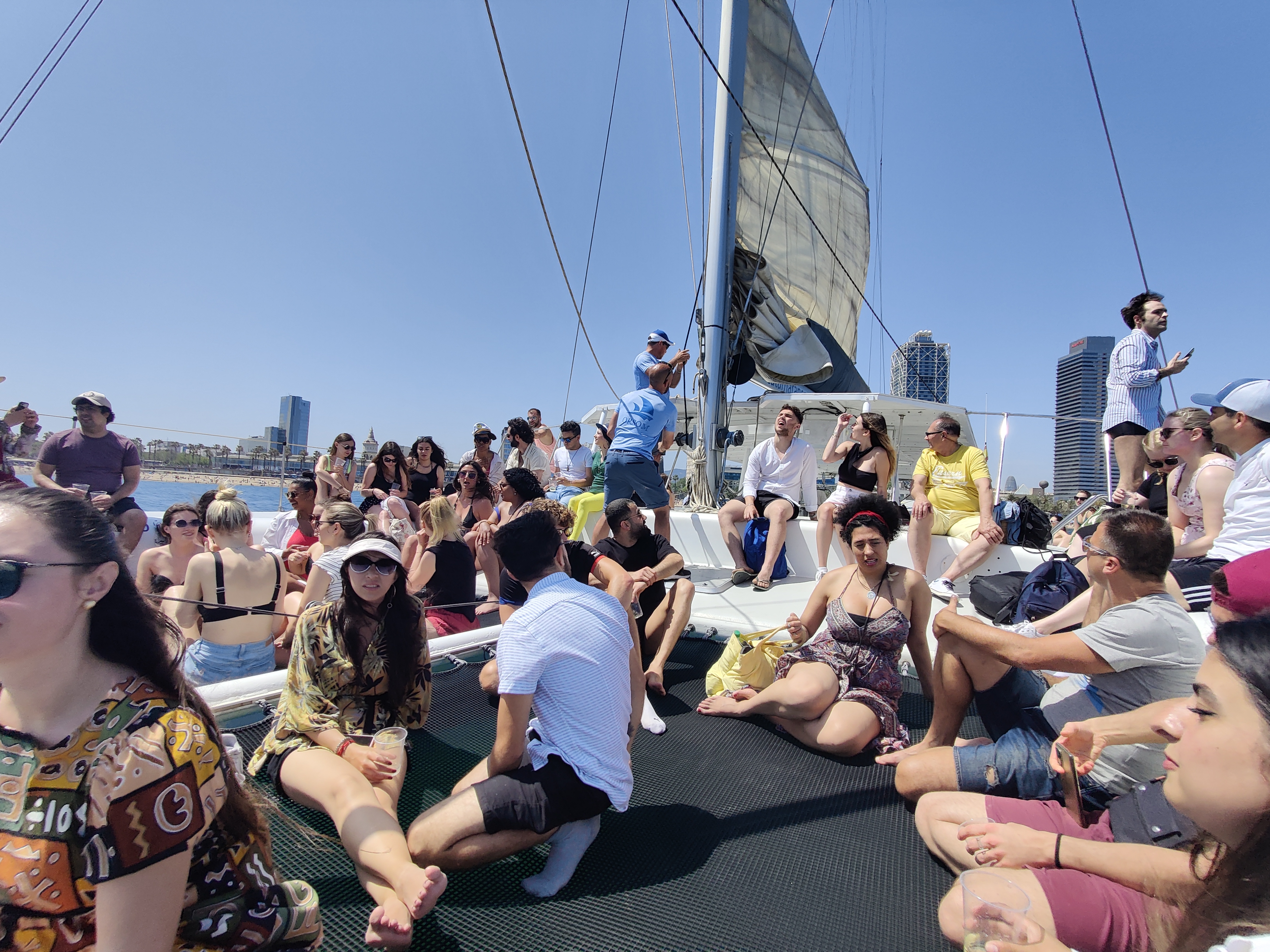 BOAT PARTY EXPERIENCE