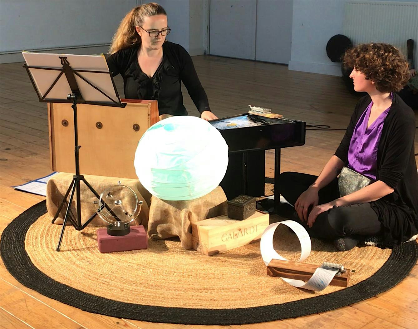 Anne Veinberg (toy piano/piano) and Wilma Pistorius (cello)