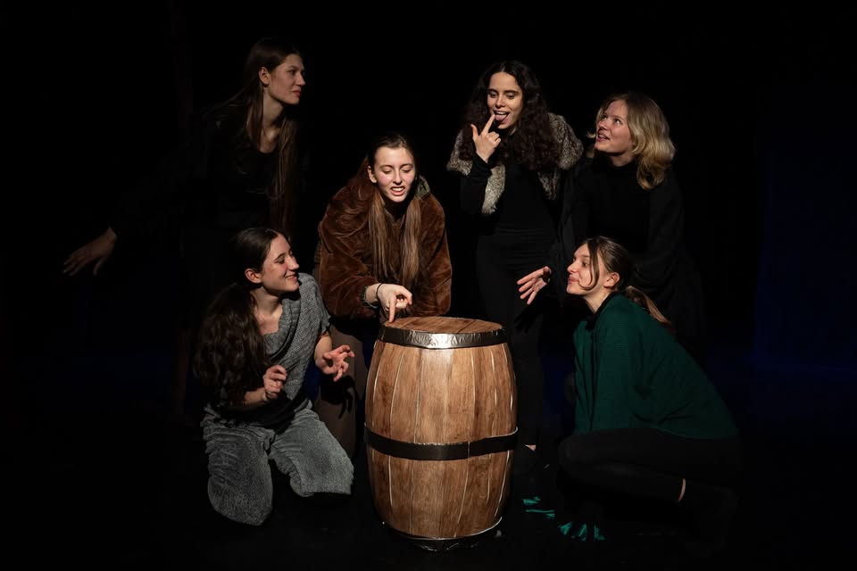 DIVADLO: Trapné Ticho (ve 🇫🇷)