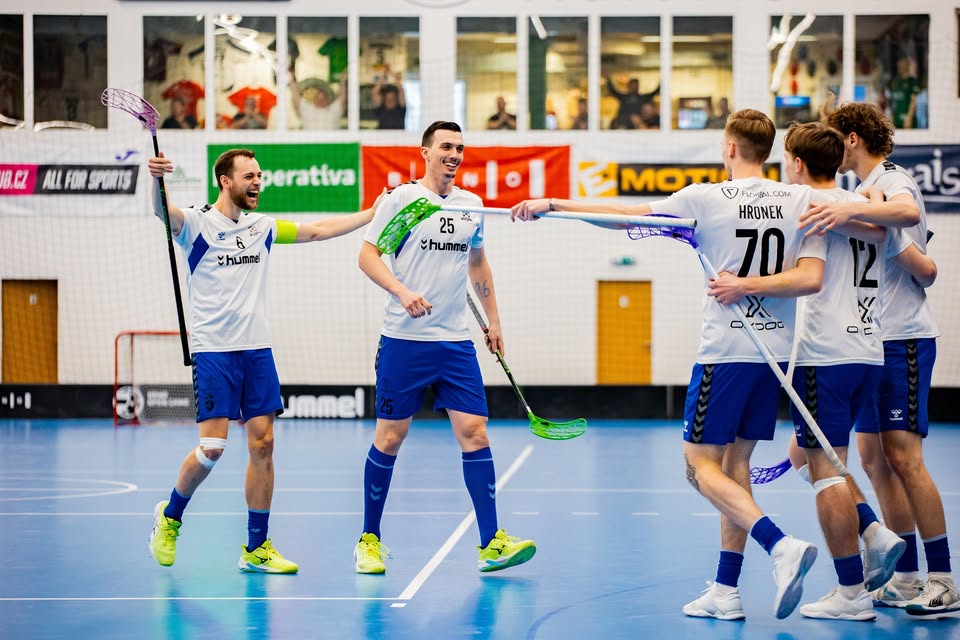 FINÁLE 1. LIGY MUŽŮ: FBŠ Hummel Hattrick Brno - Florbal Ústí