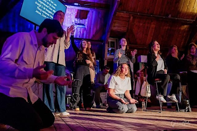 we•Worship