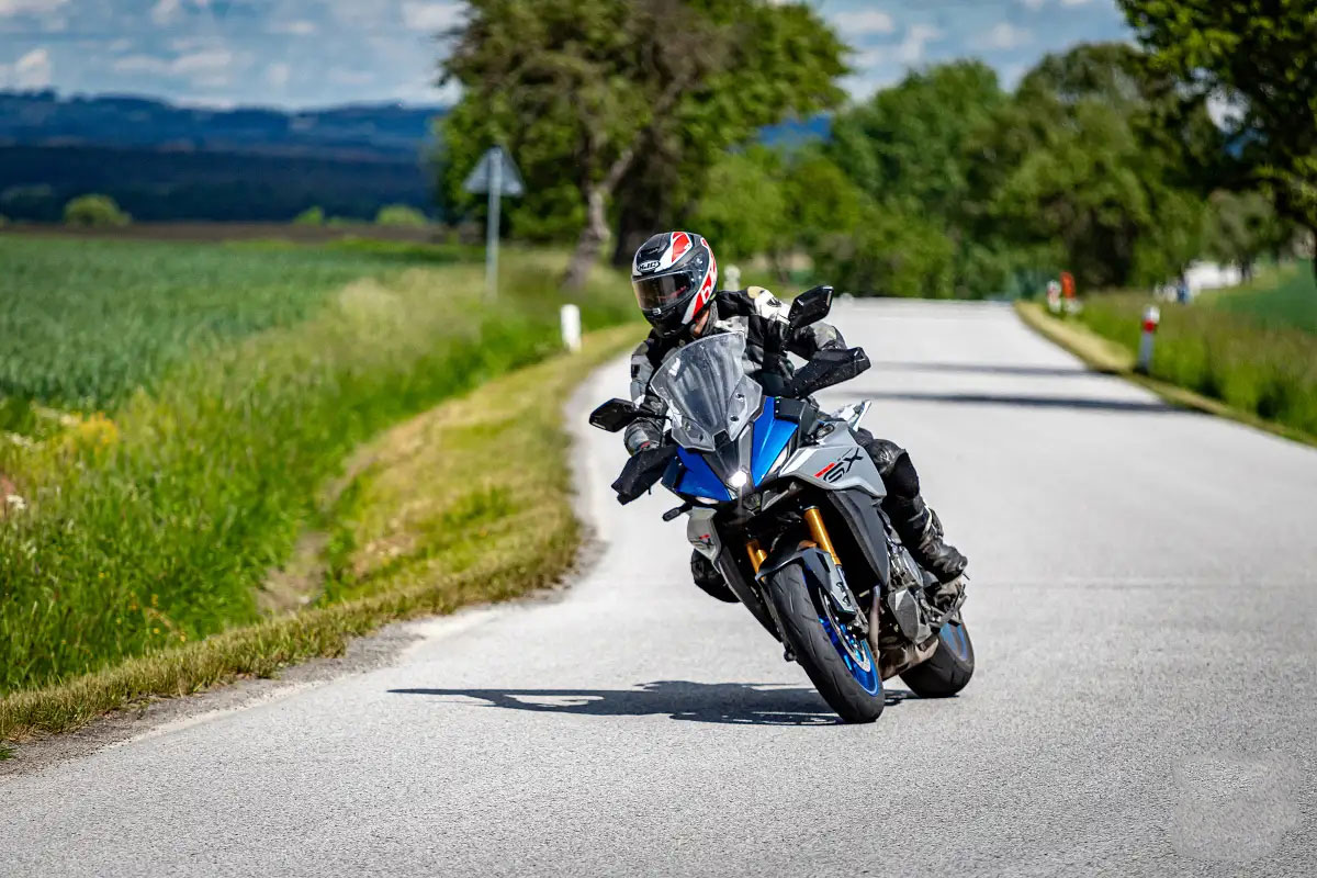 Suzuki ROAD SHOW