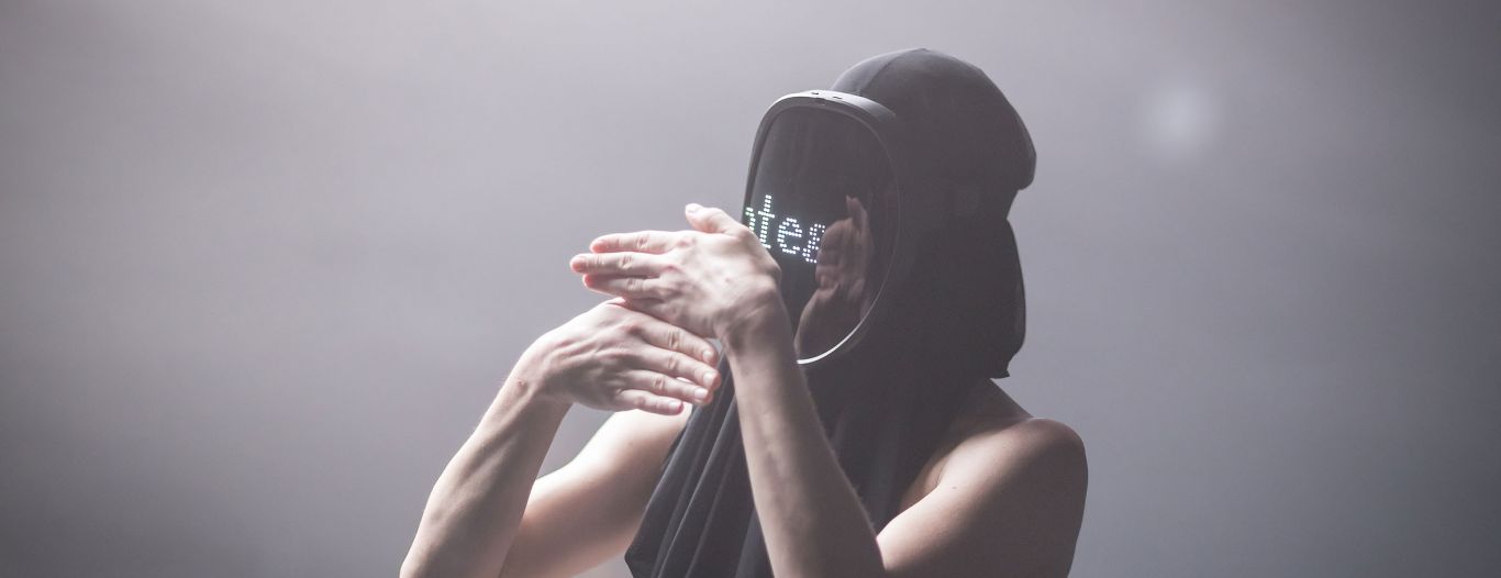 DERNIÉRA Adrienn Hód, Martina Hajdyla, Soňa Ferienčíková: ＳＯＦＴ ＳＰＯＴ ⚫
