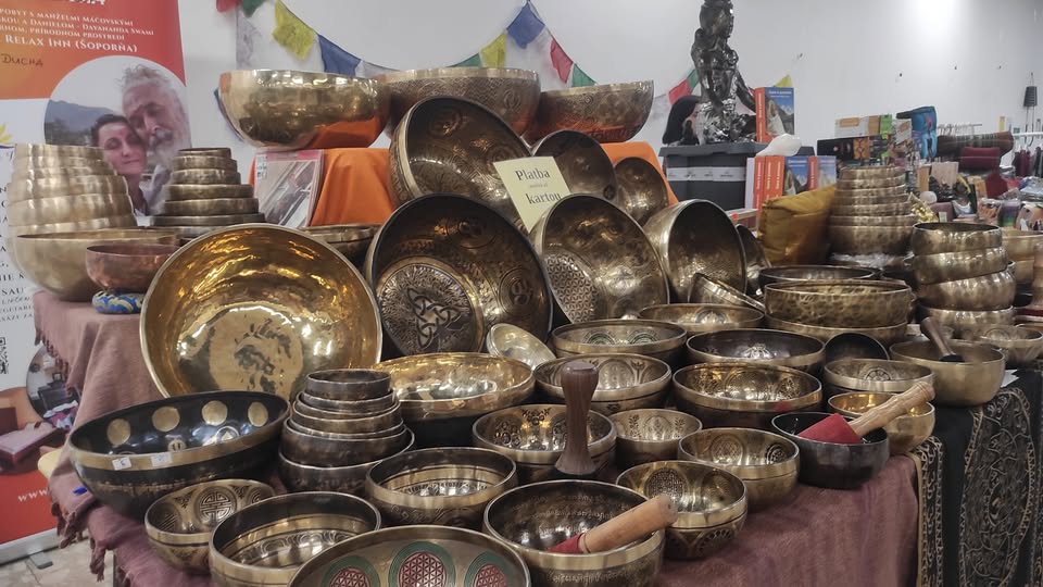 Predajná výstava Tibetských misiek v Košiaciach na Zdravých Vianočných trhoch...