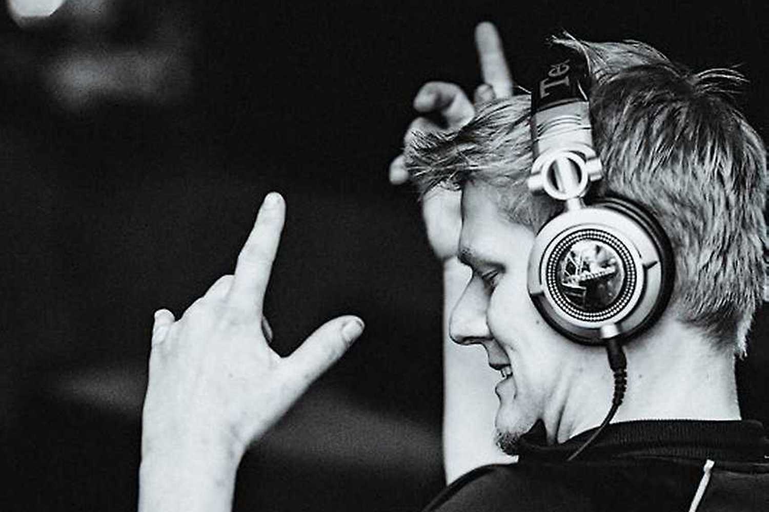 Techno Rave: Withecker + Dark Rhythm + další