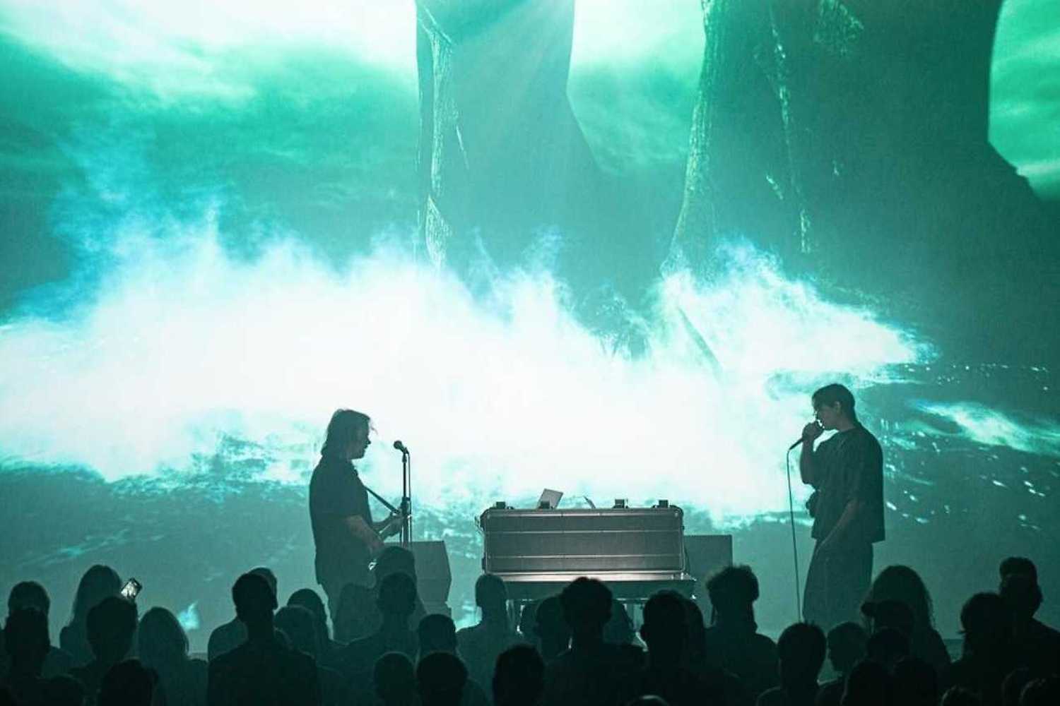 F2 Live: Axontorr (křest alba) + Evita Manji + Kodiki + další