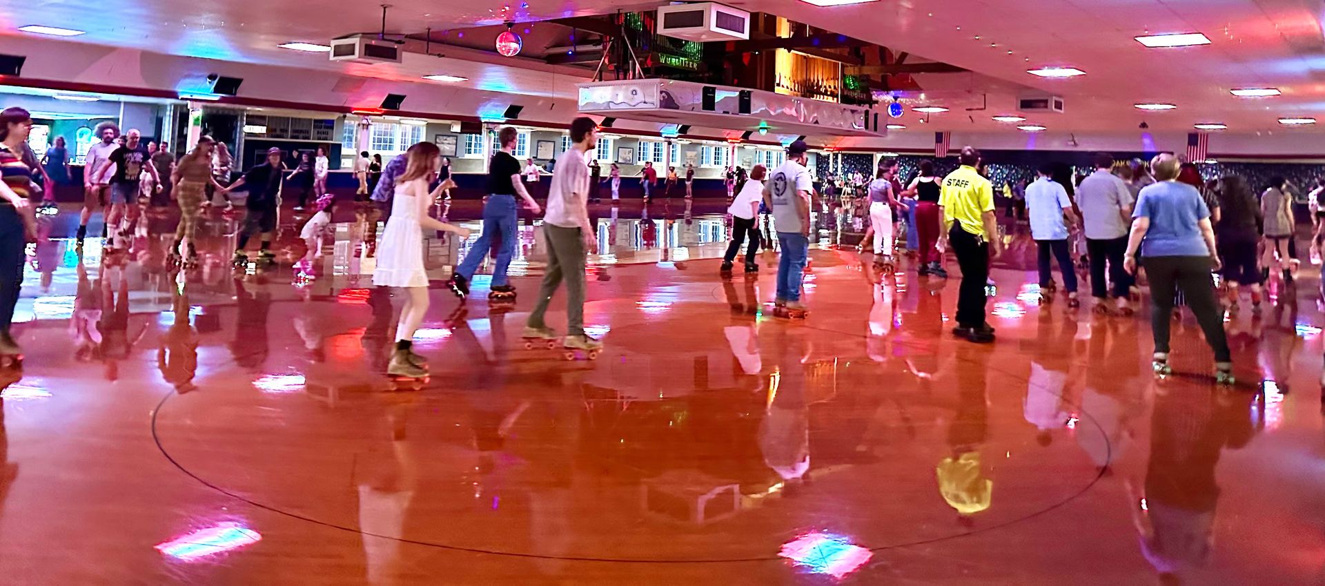 🛼EDHC Weekly Adult Skate Nights @ Oaks Skate Park!🪩
