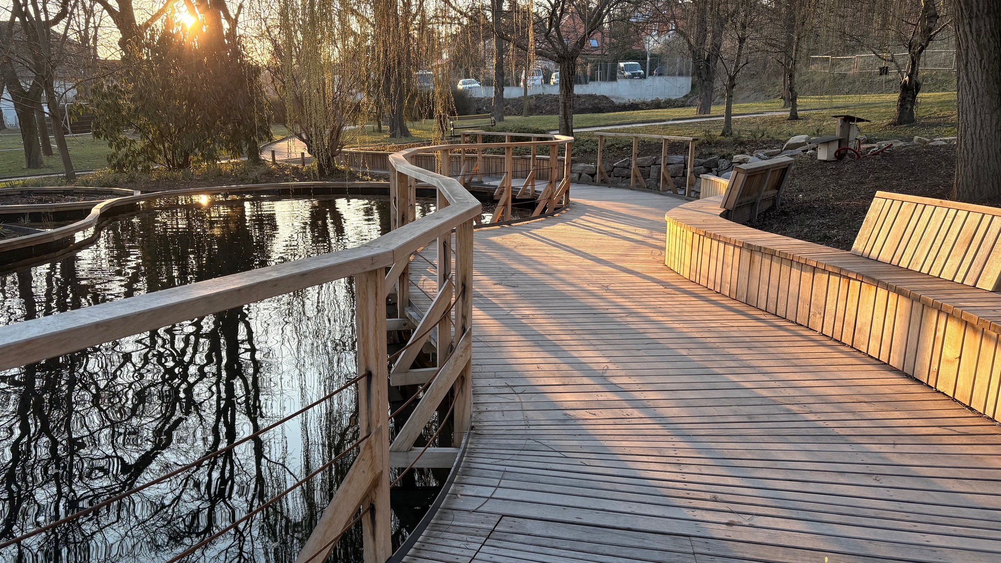 Exkurze členi-členům