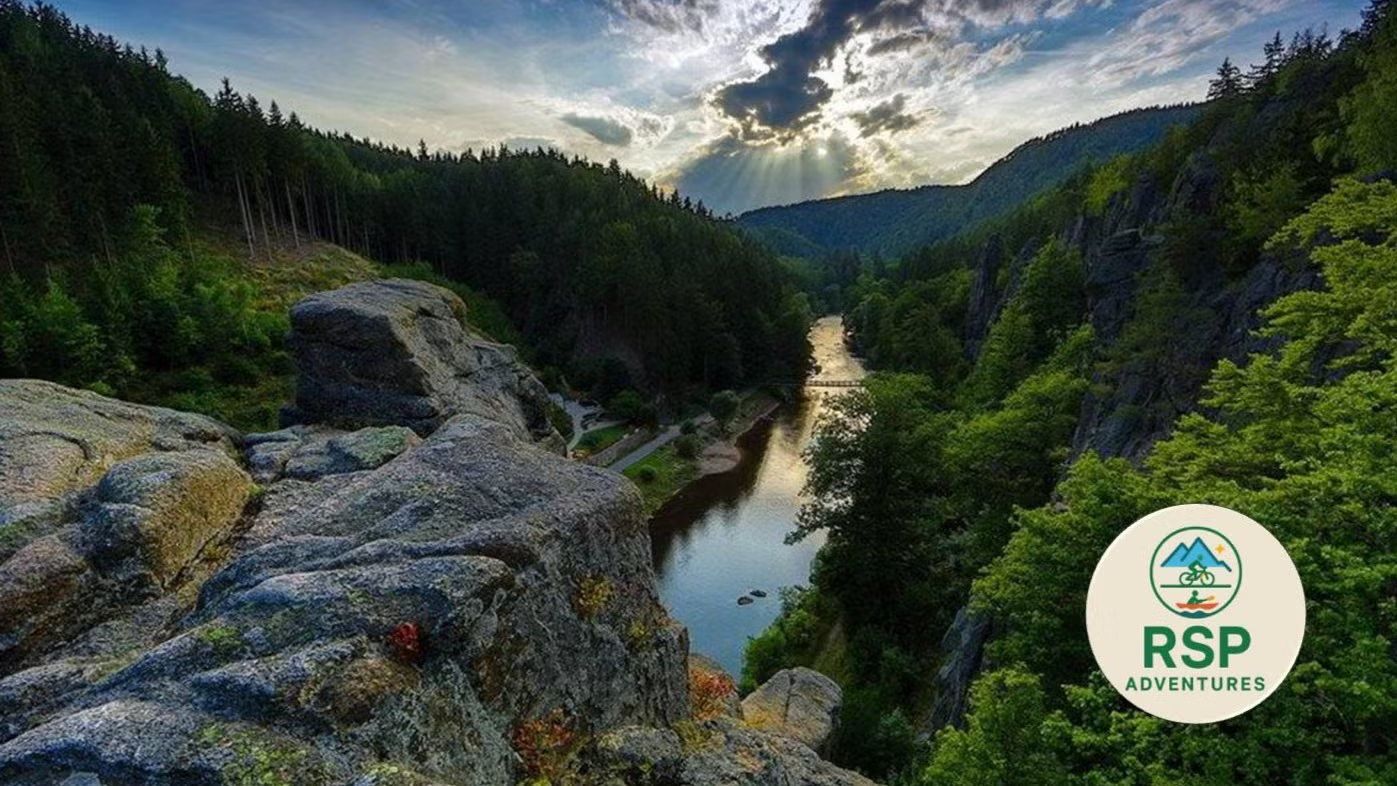 Loket Adventure Quest : Castles, Cliffs & River Thrills