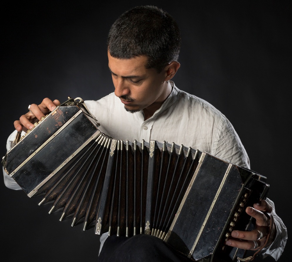 Sounds from the North of Argentina – Santiago Arias in Concert solo