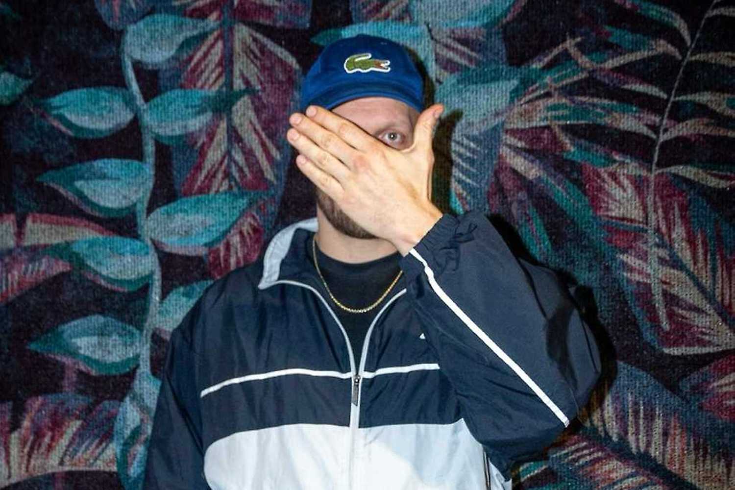 Schöne Grüsse aus Prag: Pöbel MC + Waving The Guns