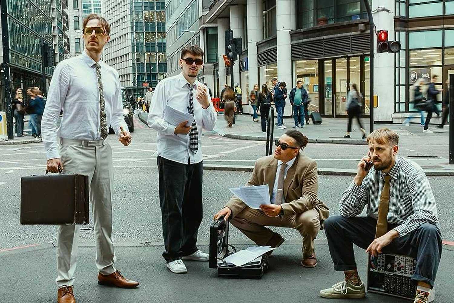 Zlomená scéna x Sofa Sound: Businnes As Usual + Zero T + další