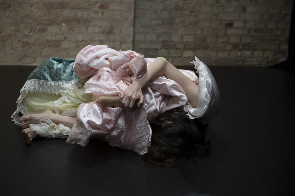 AUTOBIOGRAPHY OF CONTRADICTIONS Manon Parent, Alma Palacios