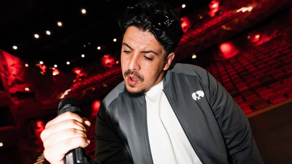 ICE - Live in theater (try-out)