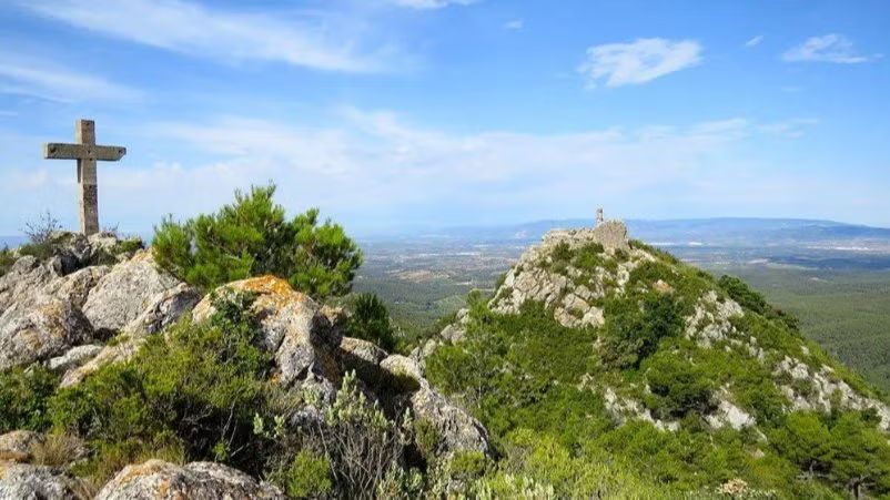 🚗🥾⛰️🌳 EL PUIG DE LA TALAIA DESDE LA JONCOSA DEL MONTMELL 🌳⛰️🥾🚗