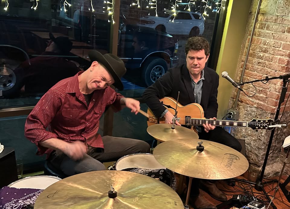 Monkey See Monkey Duo at Havalina