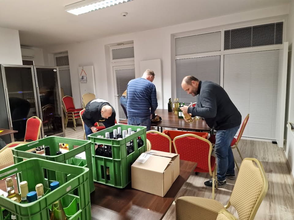 Odovzdanie vzorky vín na súťaž VAJNKOŠT 2025
