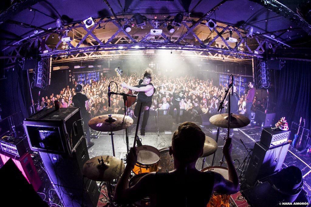 No Way Out WE ARE BACK show