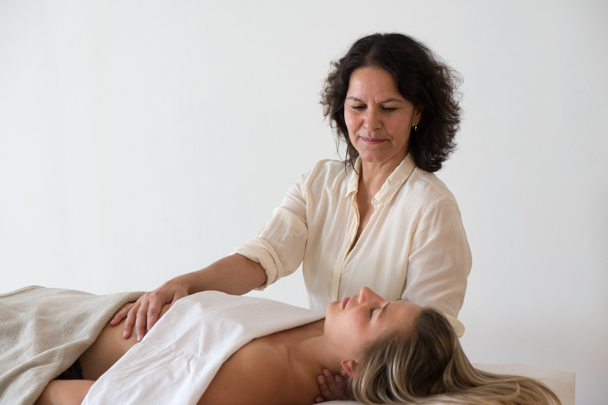 3 day Listening Touch & Body Reading Workshop // Touch & Awareness