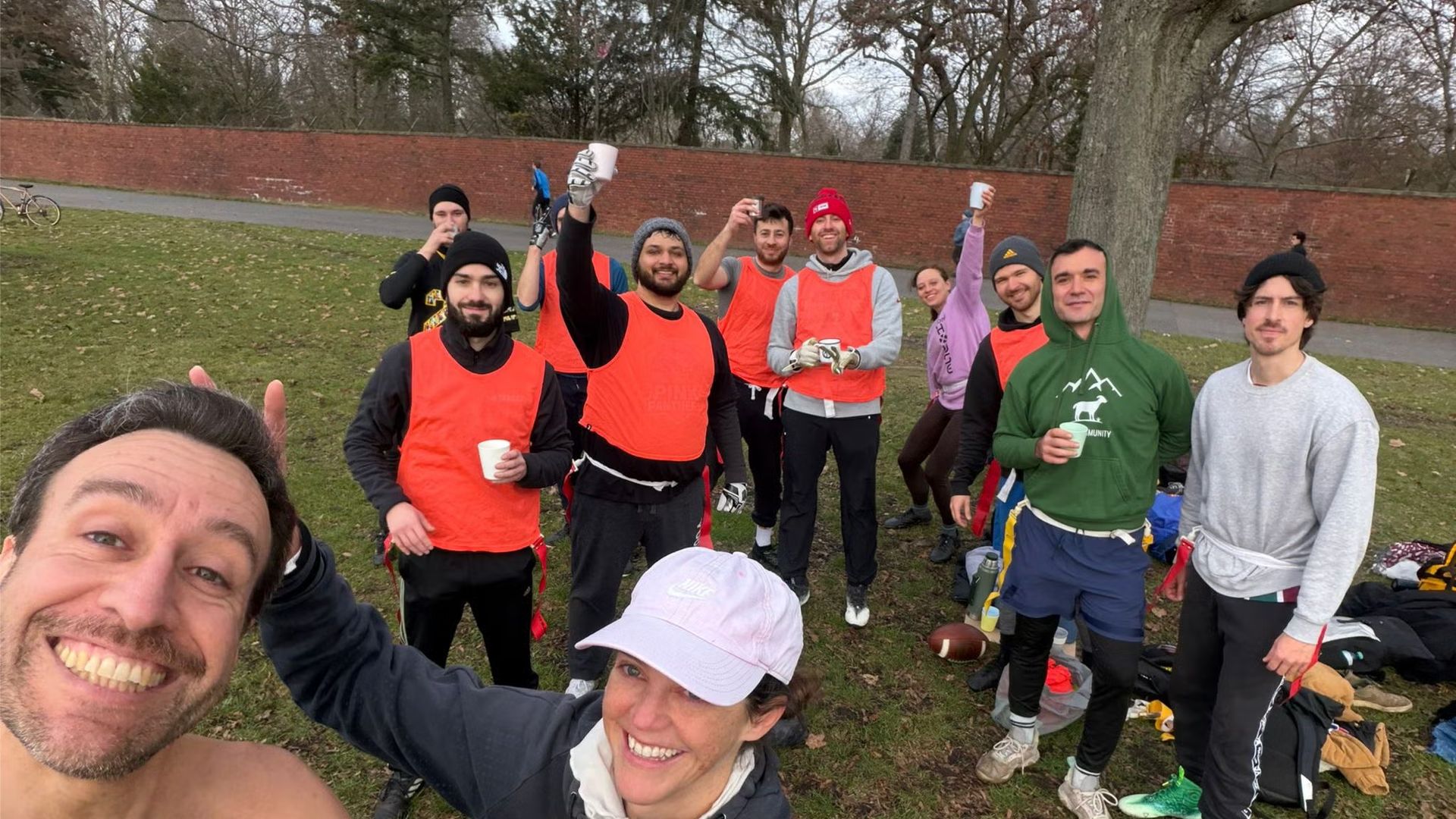 Berlin Flag Football ☀️🎄XMAS BOWL 25🎄☀️ + Glüwein + Tea + Dancing