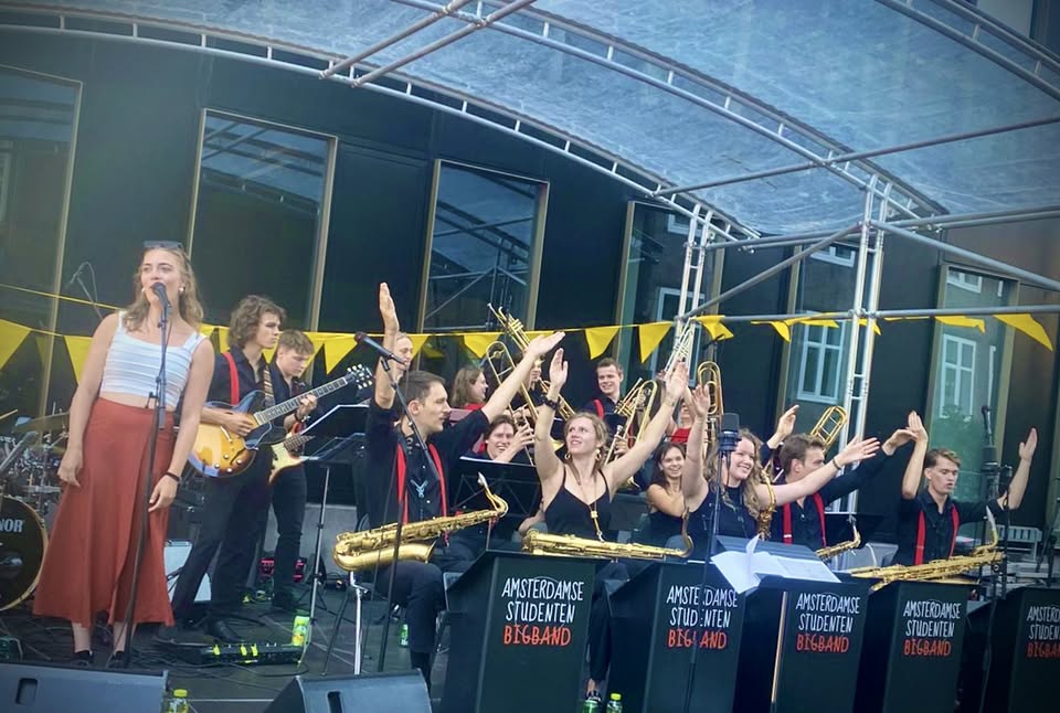 Showcase (mini-concertje) Amsterdamse Studenten Big Band: “CREA Jazz Club 1”