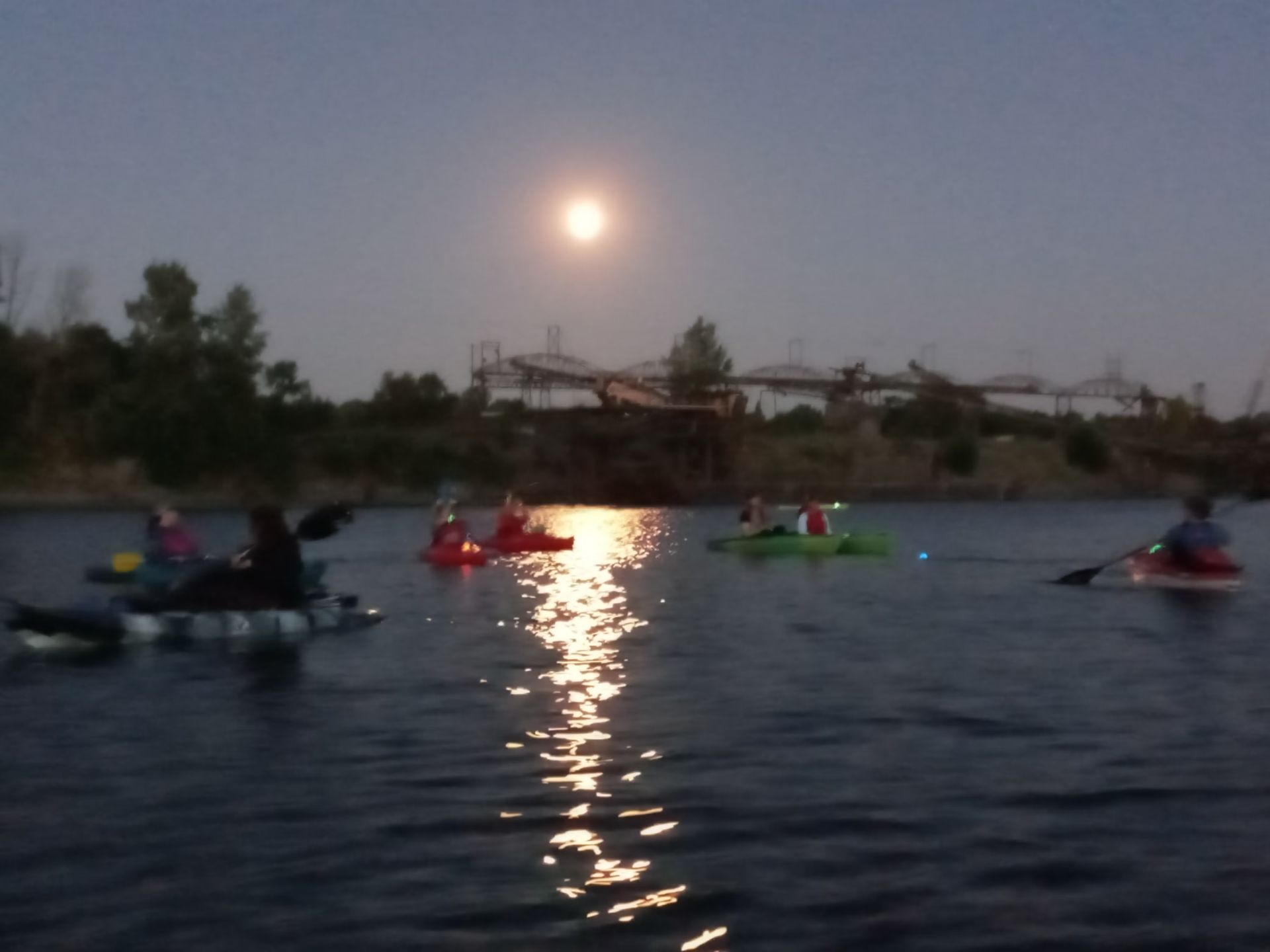 Full Moon Paddle