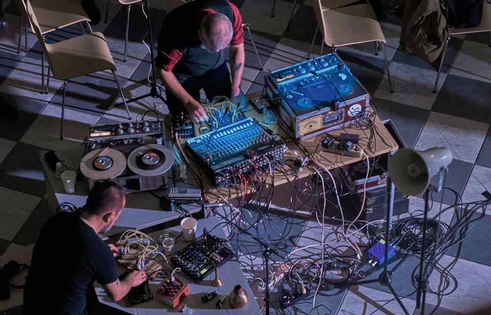 Jérôme Noetinger a Petr Vrba - setkání akustiky a elektroniky