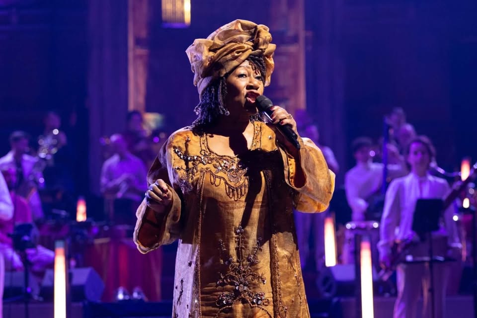 Nederlands Blazers Ensemble (NBE): A Firi Fu Fri – 50 jaar Onafhankelijkheid Suriname (première)