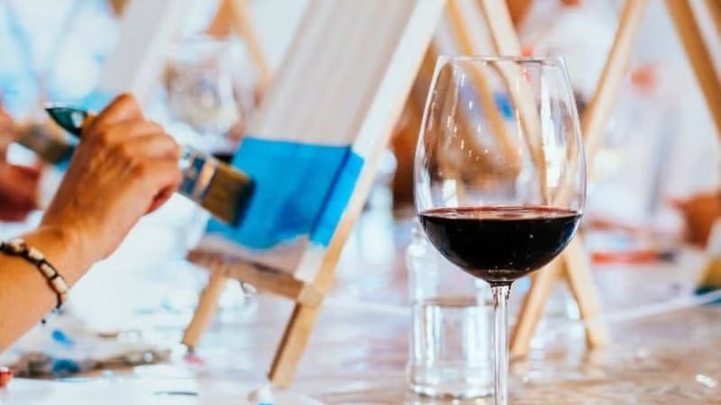 WINE & PAINT