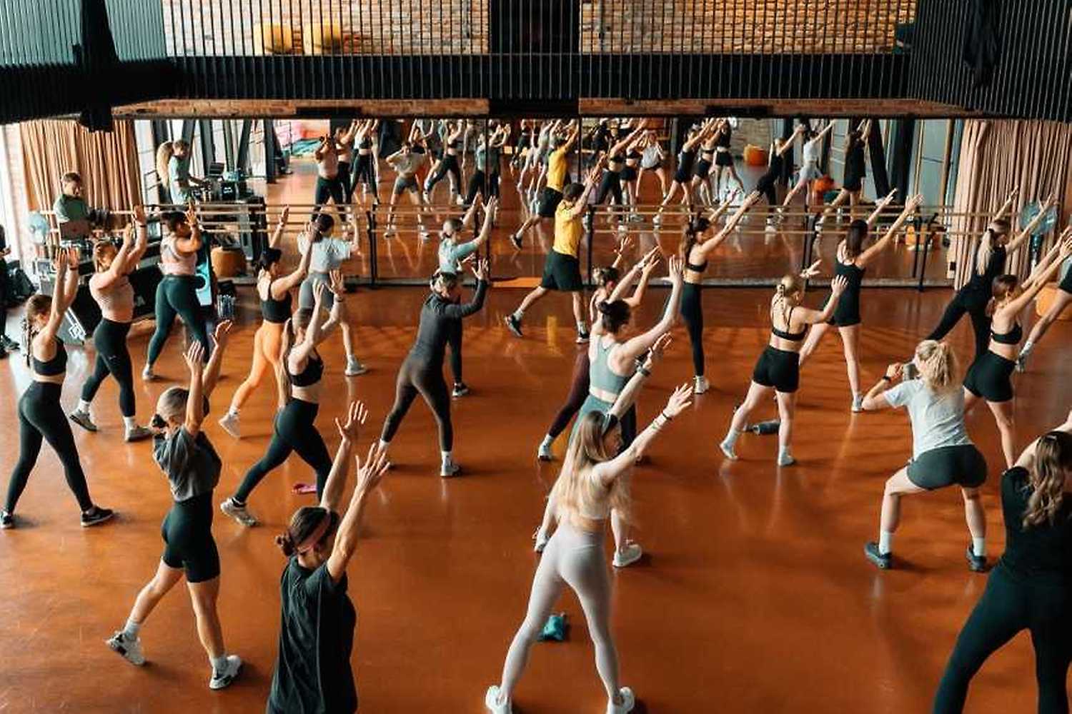 Power Hour – Live Workout Show