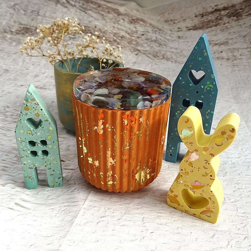 Jedinečný kreativní workshop - výroba designových dekorací s hmotou Jesmonite a UV pryskyřicí