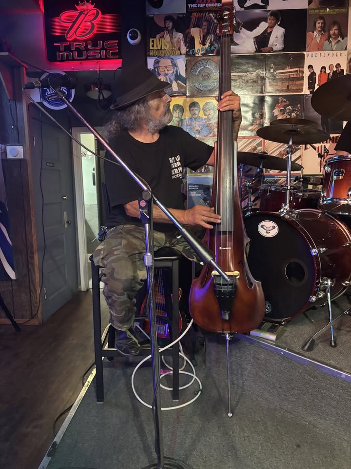 Scott Steele Band Hosts Montavilla Sunday Night Jam!