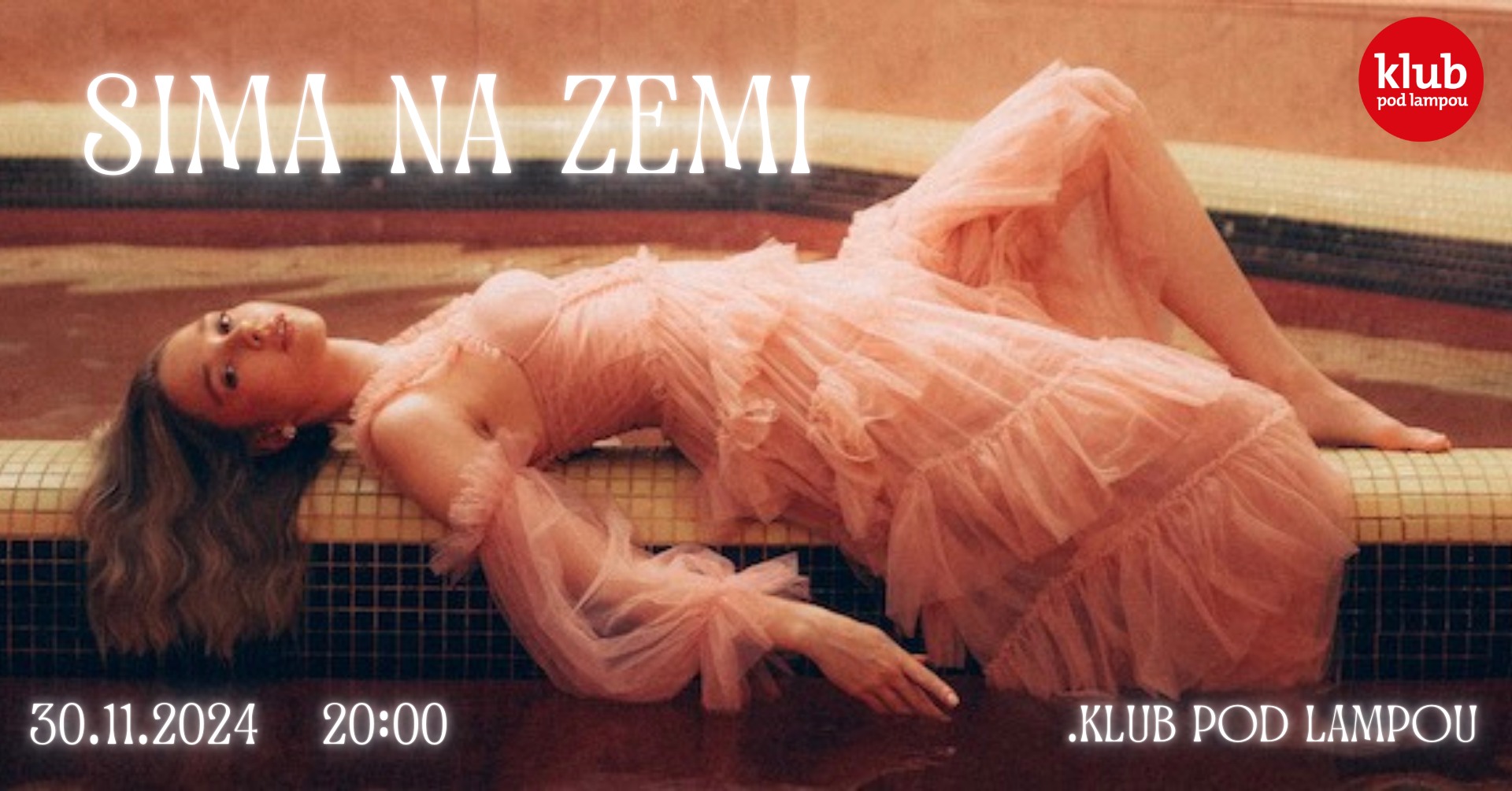 Sima na Zemi v .klube pod lampou
