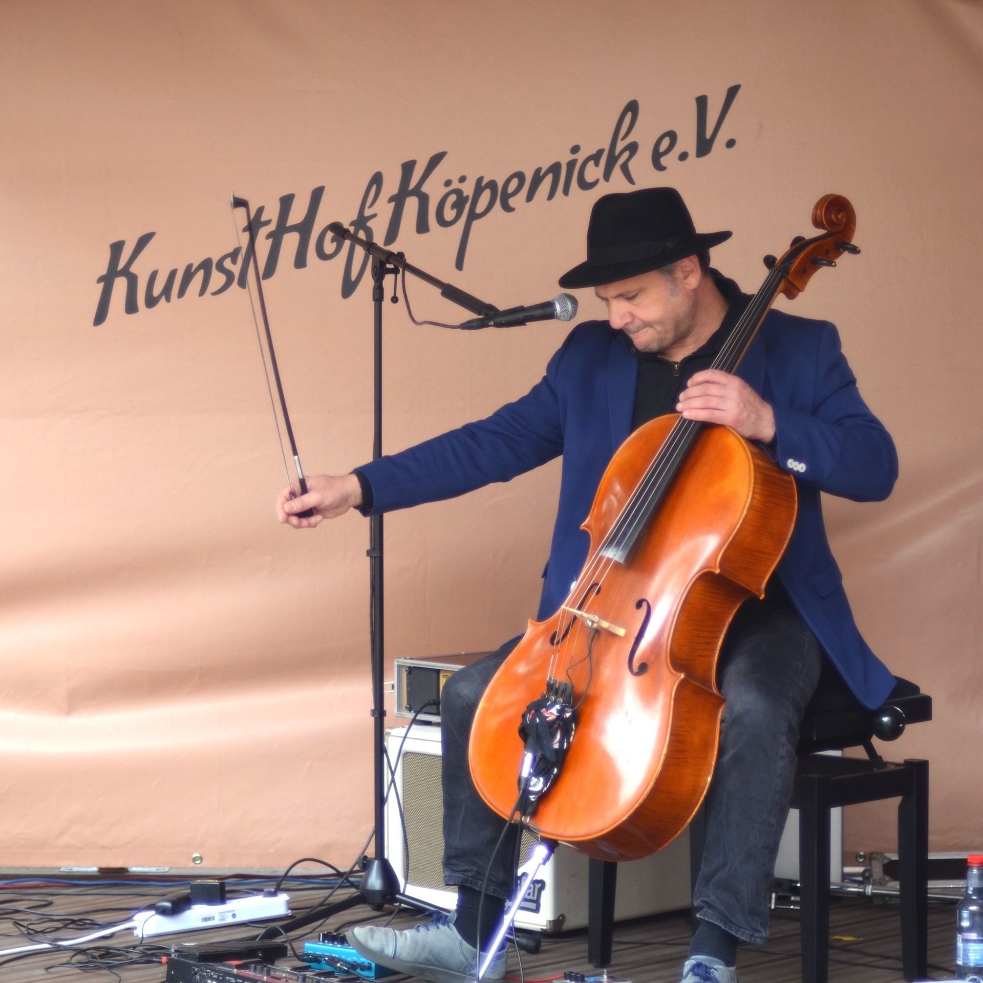 Après Church auf dem KunstHofKöpenick: CHRISTOPH SCHENKER