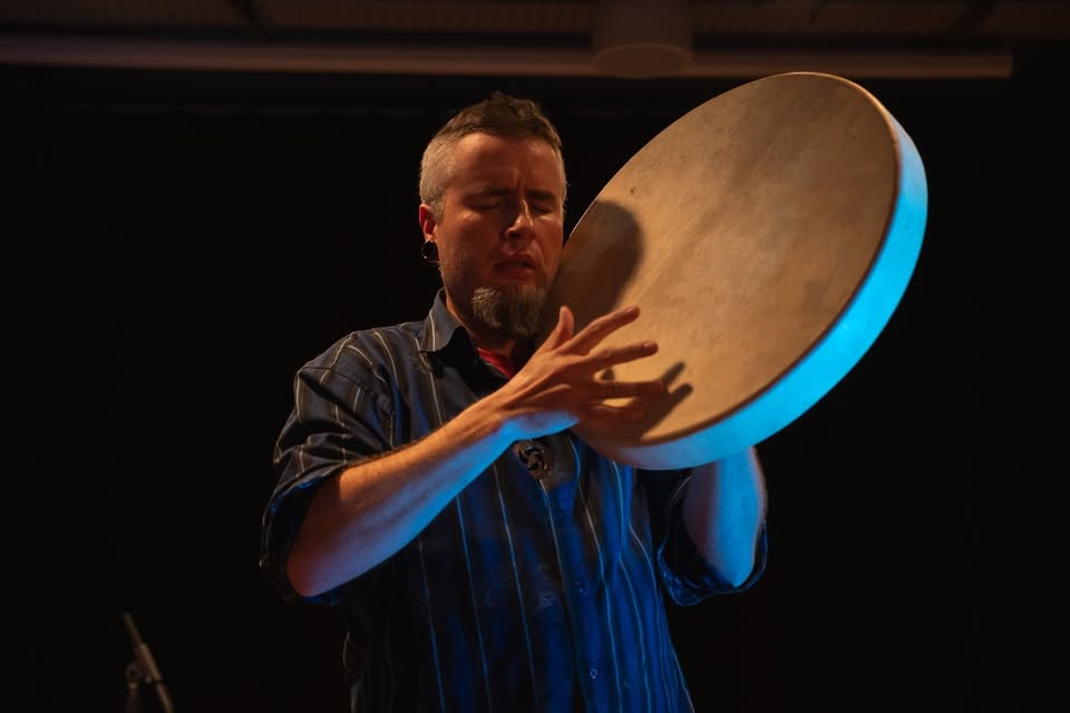 WORKSHOP MUZIKOTERAPIE – Alikvotní zpívání