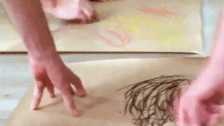 Connection: Mindful Movement & Drawing (DE/ENG)