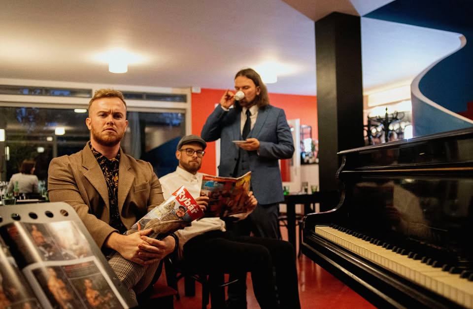 Fraktal Showcase: MMNK // Chora Sfakion // Levantadores // - CWX x Waves Vienna -